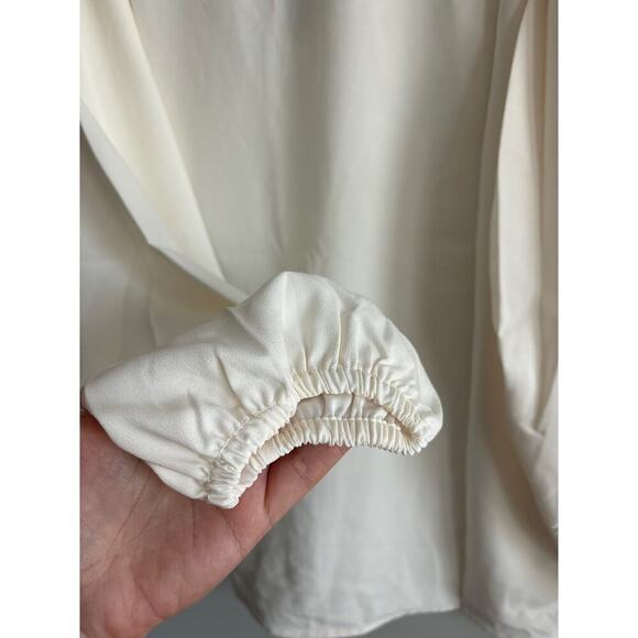 NWT J.Crew Puff-Sleeve Satin Back Crepe Top Cream Size Small Petite - Picture 6 of 6